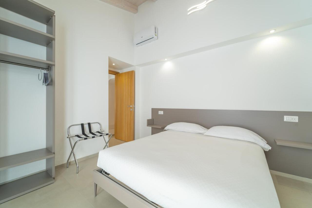 Nuova -Luxury Rooms & Apartment- Olbia Exterior photo